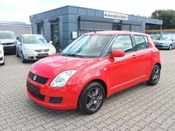 Rot Gebraucht 2009 Suzuki Swift Kleinwagen | 3.900 € (Fairer Preis)