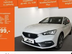Weiss Gebraucht 2024 Seat Leon FR Limousine | 30.838 € (Etwas zu teuer)