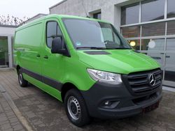 Gelbgrün Gebraucht 2020 Mercedes Sprinter Van | 20.990 €