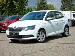 Weiß Gebraucht 2014 Skoda Fabia Comfort Limousine | 4.990 € (Guter Preis)
