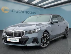 Grün Gebraucht 2024 BMW 520 Limousine | 54.949 € (Teuer)