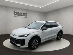 Pure white Gebraucht 2025 VW T-Roc R-line SUV | 41.800 €