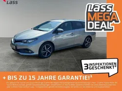 Toyota Auris Hybrid