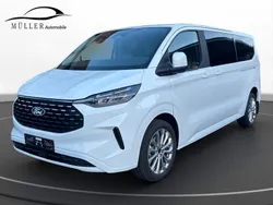 Weiß Gebraucht 2024 Ford Tourneo Custom Titanium Van / Kleinbus | 50.990 € (Etwas zu teuer)