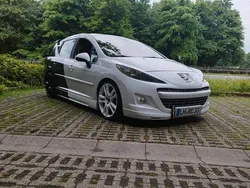 Weiß Gebraucht 2008 Peugeot 207 RC Kombi | 8.000 €