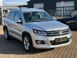 Silber Gebraucht 2015 VW Tiguan Sportline SUV | 13.999 € (Fairer Preis)