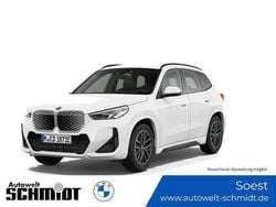 Alpinweiß Neu 2025 BMW iX1 Luxury Line SUV | 48.510 € (Superpreis)