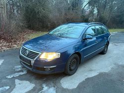 Blau Gebraucht 2006 VW Passat Kombi | 1.350 € (Superpreis)