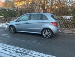 Blau Gebraucht 2005 Mercedes B200 Van / Kleinbus | 3.000 € (Superpreis)