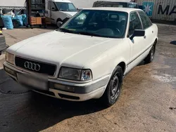 Weiß Gebraucht 1994 Audi 80 Limousine | 990 €