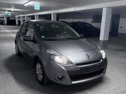 Grau Gebraucht 2009 Renault Clio III Kleinwagen | 6.999 €