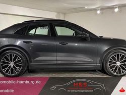 Grau Gebraucht 2024 Porsche Macan SUV | 84.900 € (Superpreis)