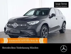 Grau Gebraucht 2024 Mercedes GLC300e AMG SUV | 63.990 € (Fairer Preis)