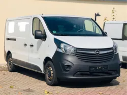 Weiß Gebraucht 2017 Opel Vivaro Van | 8.990 €