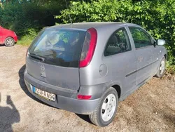 Grau Gebraucht 2003 Opel Corsa Njoy Limousine | 650 € (Superpreis)