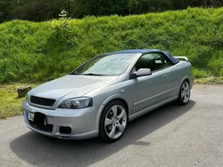 Silber Gebraucht 2002 Opel Astra Cabriolet Cabrio | 8.000 €