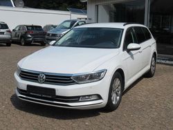 Weiß Gebraucht 2017 VW Passat Comfortline Kombi | 8.190 € (Fairer Preis)