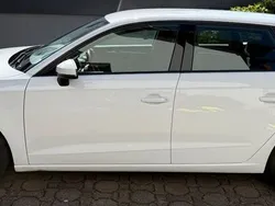 Weiß Gebraucht 2018 Audi A3 Sportback Design Limousine | 14.800 € (Fairer Preis)