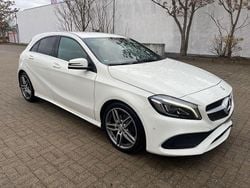 Weiß Gebraucht 2016 Mercedes A180 AMG line Limousine | 17.000 € (Fairer Preis)