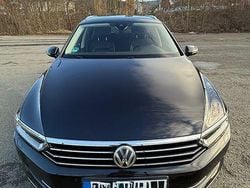 Schwarz Gebraucht 2016 VW Passat Highline Kombi | 10.800 € (Superpreis)