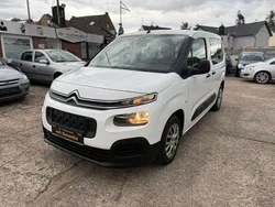 Weiß Gebraucht 2018 Citroën Berlingo Live Van / Kleinbus | 10.999 € (Fairer Preis)