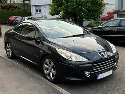 Schwarz Gebraucht 2005 Peugeot 307 CC Cabrio | 4.000 € (Teuer)