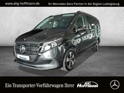 Grau Gebraucht 2024 Mercedes V250 Van / Kleinbus | 59.929 € (Fairer Preis)