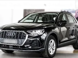 Mythosschwarz metallic (metallic) Gebraucht 2020 Audi Q3 Basis SUV | 29.900 € (Teuer)
