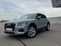 Grau Gebraucht 2024 Audi Q2 S-Line SUV | 30.400 € (Guter Preis)