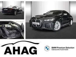 Saphirschwarz metallic Gebraucht 2024 BMW 420 M Sport Coupé | 42.440 € (Fairer Preis)