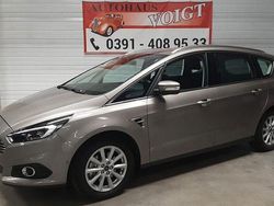 Grau Gebraucht 2016 Ford S-MAX Titanium Van / Kleinbus | 14.998 € (Fairer Preis)
