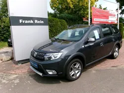 Grau Gebraucht 2019 Dacia Logan Stepway Limousine | 10.490 € (Fairer Preis)