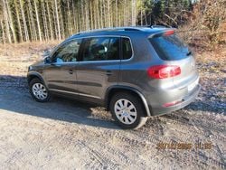 Grau Gebraucht 2016 VW Tiguan LOUNGE SUV | 15.500 € (Superpreis)