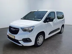 Weiß Gebraucht 2021 Opel Combo Life Edition Van / Kleinbus | 17.898 € (Guter Preis)