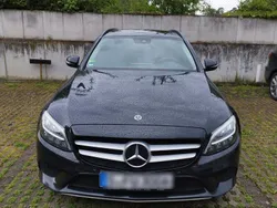 Schwarz Gebraucht 2020 Mercedes C220 Kombi | 16.000 € (Fairer Preis)