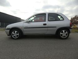 Silber metallic Gebraucht 2000 Opel Corsa Edition Kleinwagen | 1.699 € (Fairer Preis)