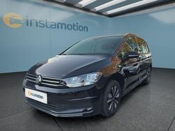 Schwarz Gebraucht 2024 VW Touran Van / Kleinbus | 32.449 € (Fairer Preis)