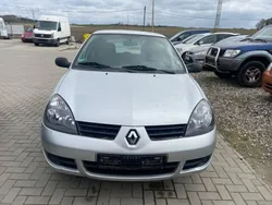 Grau Gebraucht 2008 Renault Clio II Campus Limousine | 1.900 € (Fairer Preis)