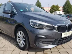 Mineralgrau Gebraucht 2018 BMW 218 Advantage Van / Kleinbus | 16.990 € (Guter Preis)