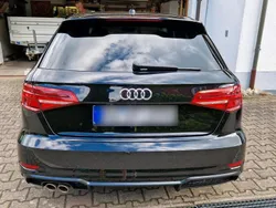 Schwarz Gebraucht 2019 Audi A3 Sportback Black Edition Limousine | 19.900 € (Fairer Preis)