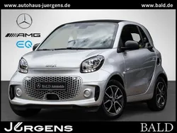 Bodypanels in cool silver (met Gebraucht 2022 Smart ForTwo Electric Drive Coupé | 9.780 € (Guter Preis)