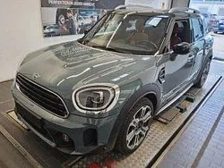 Grün Gebraucht 2022 Mini Cooper Countryman SUV | 28.999 € (Etwas zu teuer)