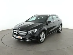 Schwarz Gebraucht 2016 Mercedes GLA180 Urban SUV | 16.960 € (Fairer Preis)
