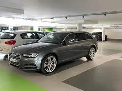 Grau Gebraucht 2017 Audi A4 Sport Kombi | 21.000 € (Etwas zu teuer)