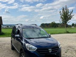 Blau Gebraucht 2016 Dacia Dokker Lauréate Van | 10.500 € (Etwas zu teuer)