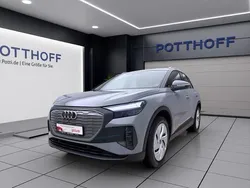Grau Gebraucht 2023 Audi Q4 e-tron Comfort SUV | 25.750 € (Superpreis)