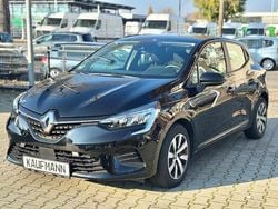 Schwarz Gebraucht 2023 Renault Clio V Equilibre Limousine | 18.890 € (Fairer Preis)