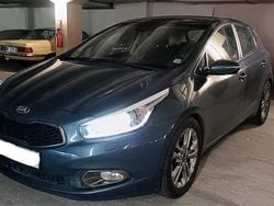 Grau Gebraucht 2013 Kia Ceed GT Limousine | 8.900 € (Superpreis)