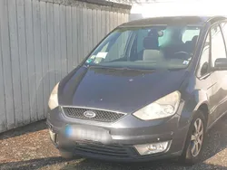 Schwarz Gebraucht 2007 Ford Galaxy Van / Kleinbus | 1.050 €