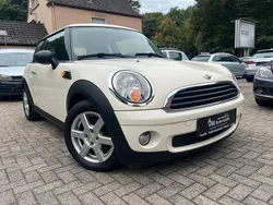 Weiß Gebraucht 2009 Mini ONE Salt Kleinwagen | 3.490 € (Guter Preis)